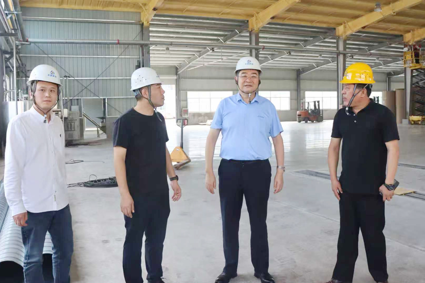 要聞 | 孫中國到新材公司督導調研微瓦項目建設